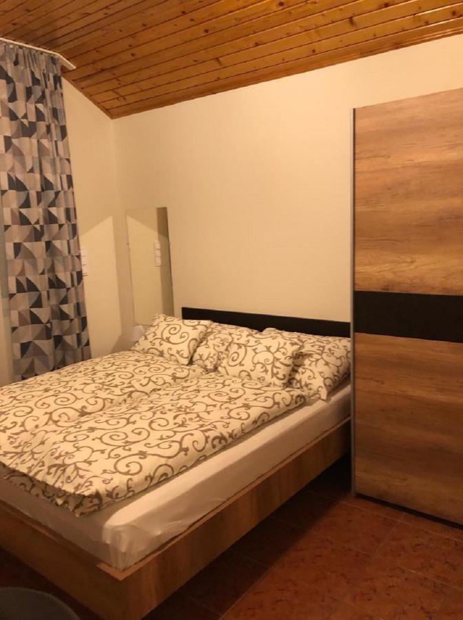 Jacint Apartman Bed and Breakfast Hajdúszoboszló Eksteriør billede